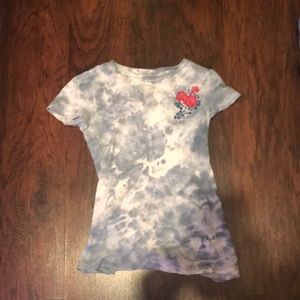 Aeropostale tie die tee with rose on it